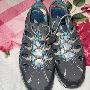 Eddie Bauer Gray and Teal Midlite Shoes